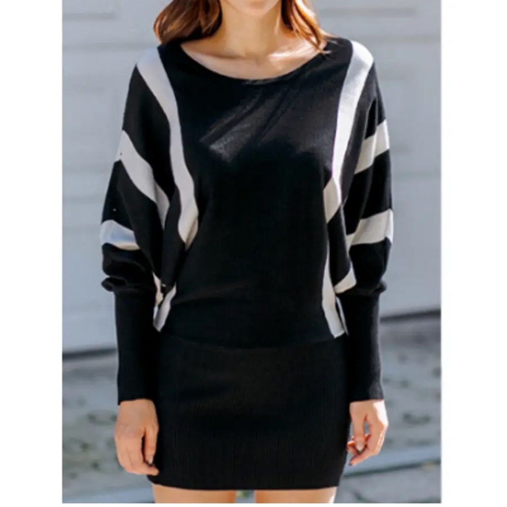 Kawai Cat black with white stripes stretchy sweater dress, size small, EUC
